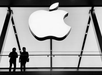 Apple’s Investors Grappling with Mounting Troubles