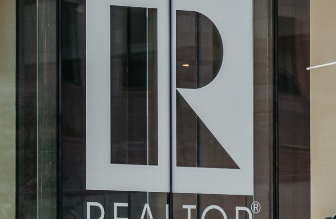 CEO Departure: National Association of Realtors Chief Executive Steps Aside