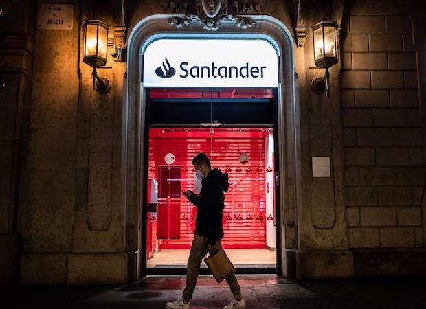 Santander appointment investment banking transition,