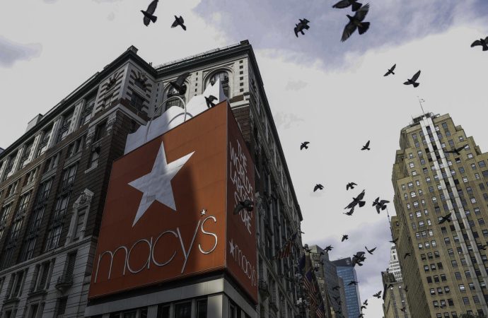 Macy’s Triumph: Shares Soar 11.2% on Earnings Exceeding Expectations