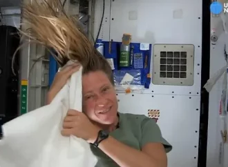 Cleanliness Beyond Earth: The Art of Showering in Space