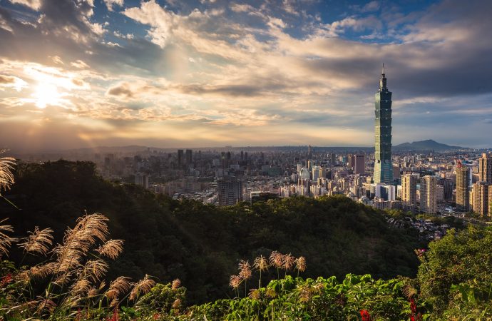 Taiwan’s Economic Growth Peaks in a Year