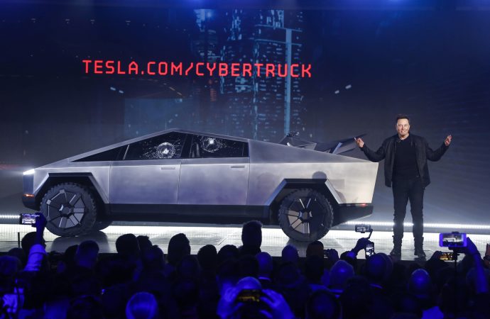 Revolutionizing the Roads: Tesla Unveils Cybertruck Pricing as Deliveries Commence