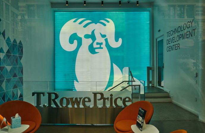 T. Rowe Price CEO Optimistic: Declares the Worst is Over Following Record Outflows