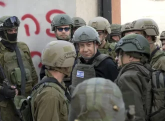 Netanyahu Boosts Morale in Gaza: Visits Israeli Troops, Affirms Commitment to Ongoing Efforts