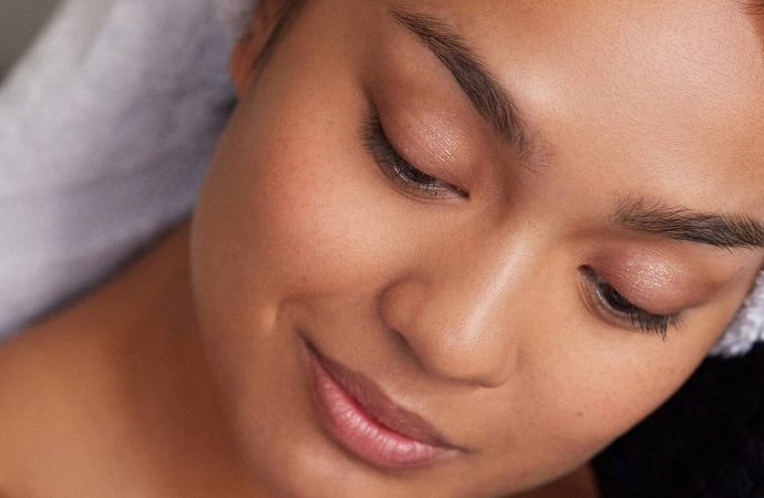 Smooth Awakening: Transform Your Forehead with 5 Natural Skincare Marvels