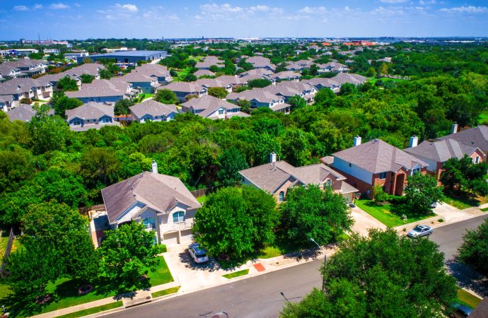 Navigating Change: Realtors Foresee Possible Decline in Austin Housing Prices for 2024