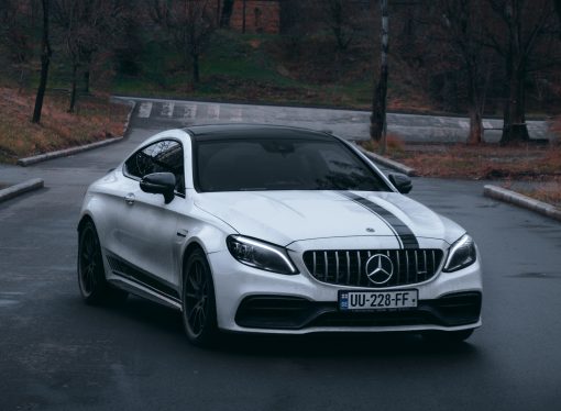 Mercedes AMG Strategic Roadmap to Outpace Tesla and Lucid Electric Dominance