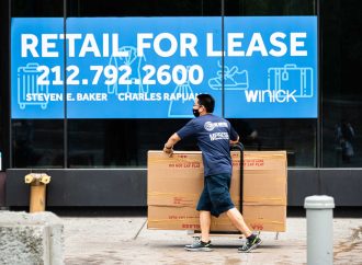 US Banks on Edge: Potential $160 Billion Losses Loom as Commercial Real Estate Faces Largest Crisis Since 2008