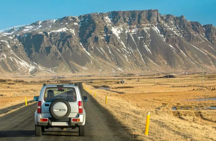 Mastering Iceland’s Self-Drive Adventure: Weather, Safety, and Unmissable Stops