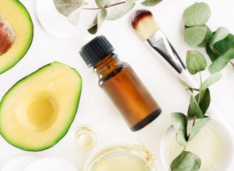 Radiant Revival: Dr. Andrew Weil’s DIY Avocado Oil for Safe and Natural Skin Whitening