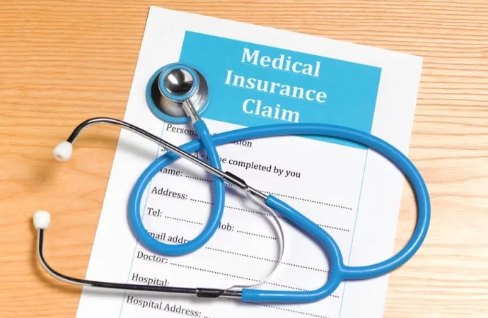 Oman health insurance growth