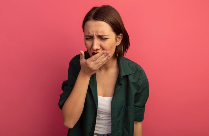 What Illnesses Cause Dry Mouth? And Treatment