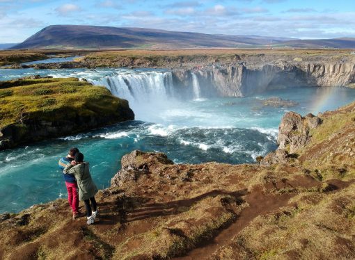 Dive into Iceland’s Enchantment Tips on the Best Periods to Visit