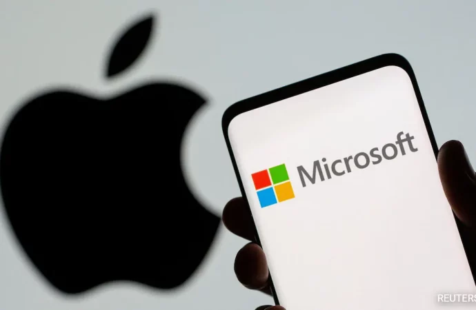 Tech Titans Clash: Microsoft Surges Past Apple to Become the World’s Most Valuable Company