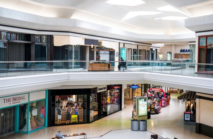 Malls vs. Outdoors: Where Modern Shoppers are Heading