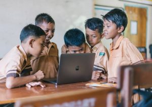  Kids and Social Media
