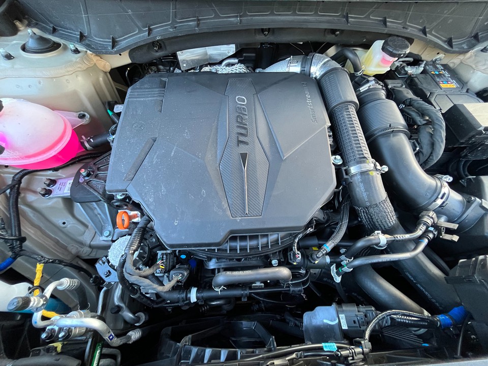 2023 hyundai santa cruz review pricing and specs