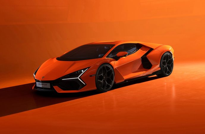 Lamborghini Revuelto 2024: Price, Performance, and Specs