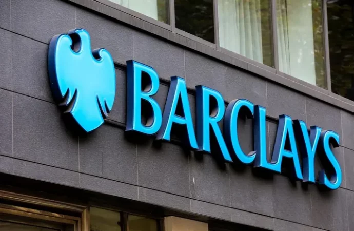 Barclays Announces £10B Shareholder Return Strategy