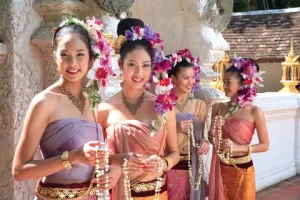  Essence of Thai Family Culture