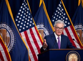 Fed Reassures Hot US Labor Market Won’t Derail Rate-Cutting Plan