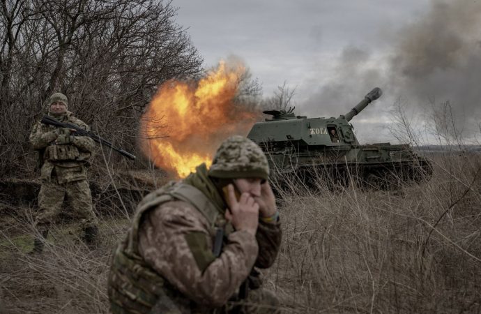 Ukraine Braces for Ammunition Drought: A Critical ‘Gap in the Hose