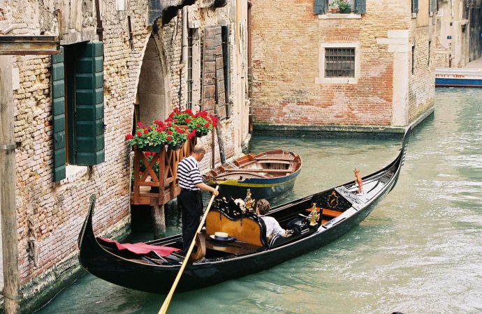 Venice’s Grand Canal A Family’s Journey Through Enchantment