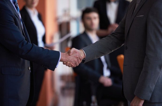 Collaboration Confidence: Mitigating Risks with General Partnership Insurance