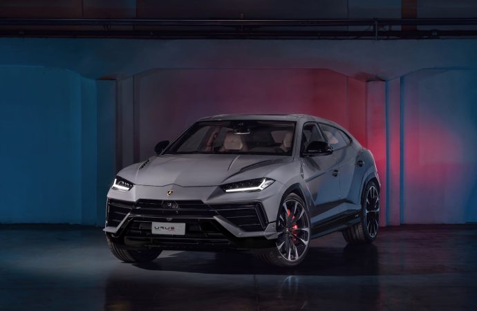 Lamborghini Urus Model Car: Unleashing Luxury and Power