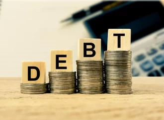 Pay Down, Score Up: Fix Your Credit by Busting Debt