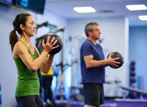 The Medical Minute: Essential Tips for Beginners in Physical Fitness