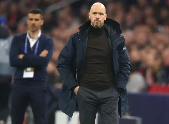 Ten Hag out of time at Man United, former players say