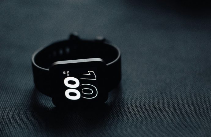 The Latest in Wearable Technology Must-Have Gadgets for 2024