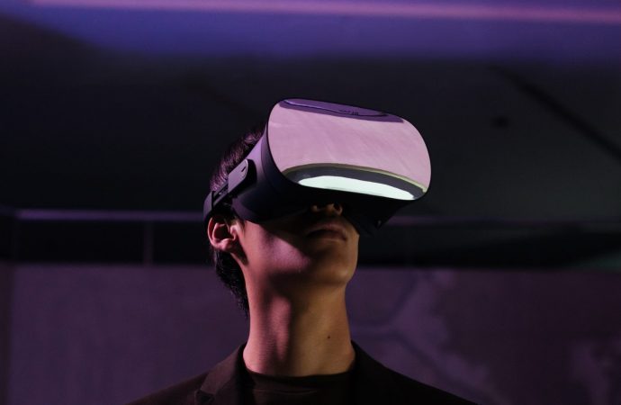 AR and VR’s Role in Shaping a Billion Dollar Industry