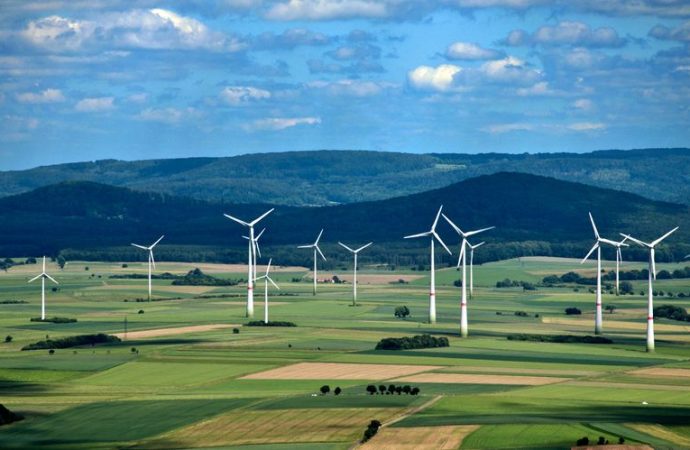 AI in Renewable Energy: Optimizing Wind Farm Operations