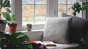 How to Create a Cozy Reading Nook