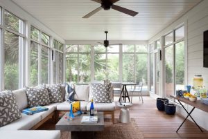 How to Create a Relaxing Sunroom Space