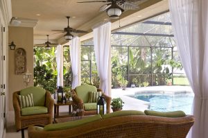 How to Create a Relaxing Sunroom Space