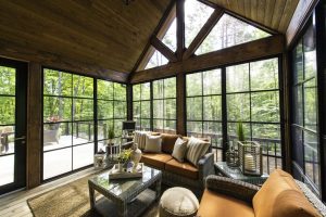 How to Create a Relaxing Sunroom Space