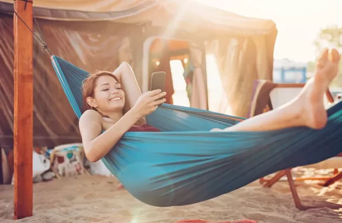 How to Create a Relaxing Hammock Space