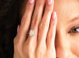 Why Emerald Cut Diamonds Are Perfect for Minimalist Brides