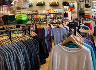 Top Clothing Brands in the USA Dominating Fashion