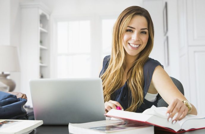 Top Tips for Choosing Right Sports Assignment Writer for Your Needs