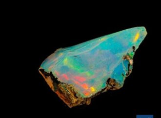 The Best Cuts for Opals: Maximizing Its Play-of-Color