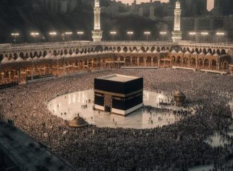 Group vs. Private Umrah Packages – Which One Is Right for You?