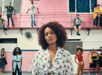 Favela Clothing: Bold Expression of Street Culture
