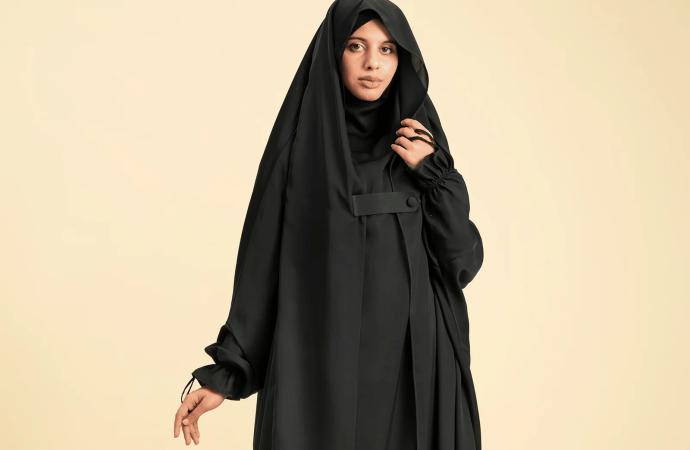 Saudi Jilbab Black: A Timeless Blend of Modesty and Elegance