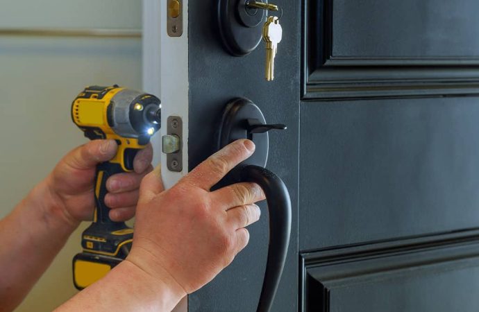 Looking Up Locksmith Near Me in Dubai? Quality Service