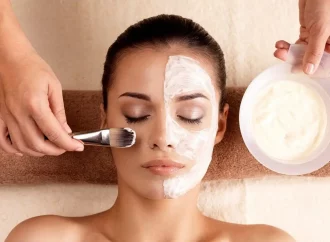 Best Facials for Ageing Skin: Nourish and Rejuvenate Naturally